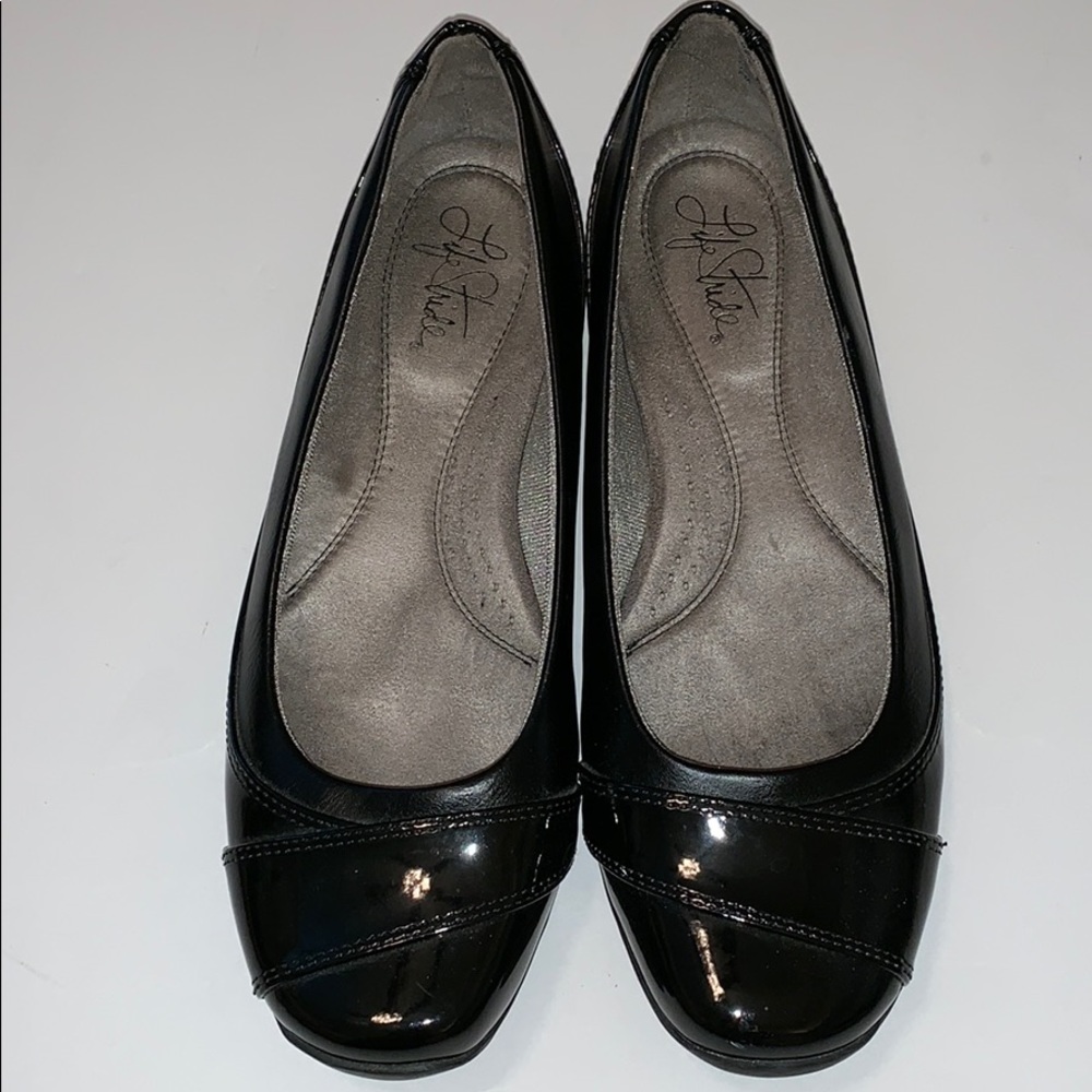 Life Stride Flats 🥿 Size 8 M